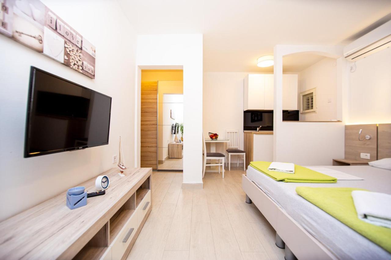 Apartment Novak Budua Esterno foto